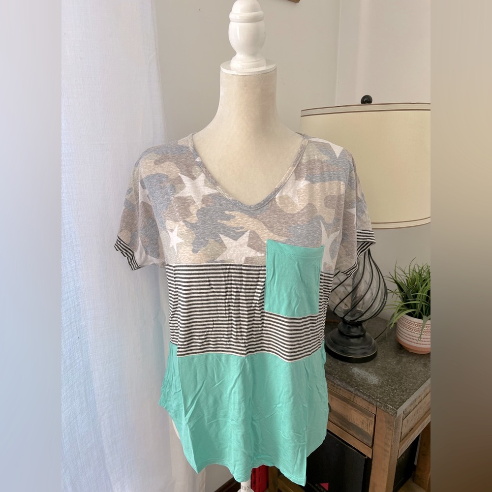 Pink Lily t-shirt